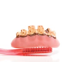 Слюна — естественная защита от кариеса