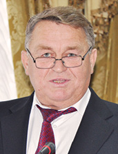 Александр Черкасов