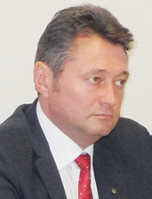 Олег Сичов