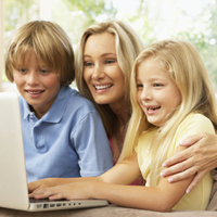 Длительное пребывание ребенка перед экраном телевизора и монитора ухудшает здоровье его костей