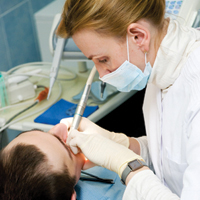 Установлена фатальная связь между тяжелыми воспалительными заболеваниями десен и хроническими заболеваниями почек