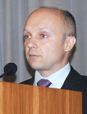 Олег Жарінов