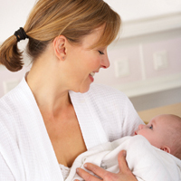 Грудное вскармливание облегчает боль